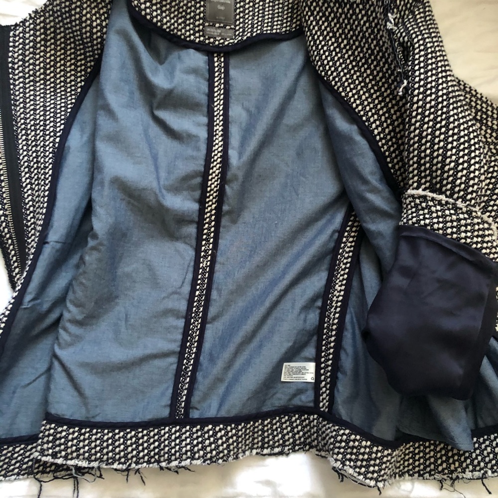 Gap Jacket - Picture 3 of 4